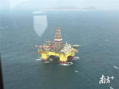 可在1500米深海作業!海上石油鉆井平臺來惠州安全檢查
